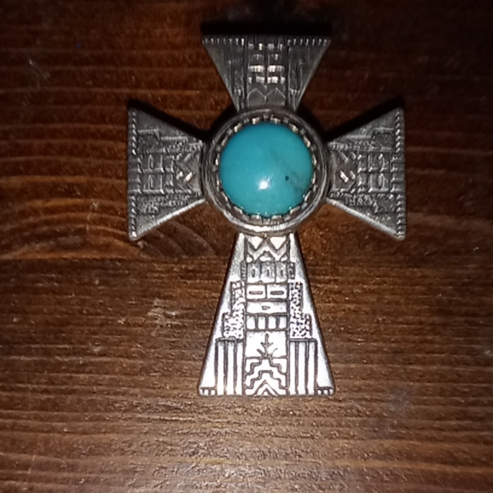 Carolyn Pollack Roderick Tenorio Sterling Silver Etched Turquoise Cross Pendant